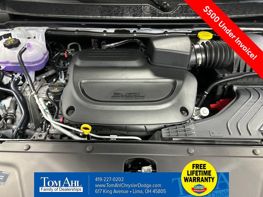 New 2026 Chrysler Pacifica Select image 26