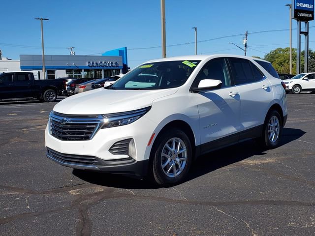 Used 2022 Chevrolet Equinox LT w/ Driver Convenience Package image 8