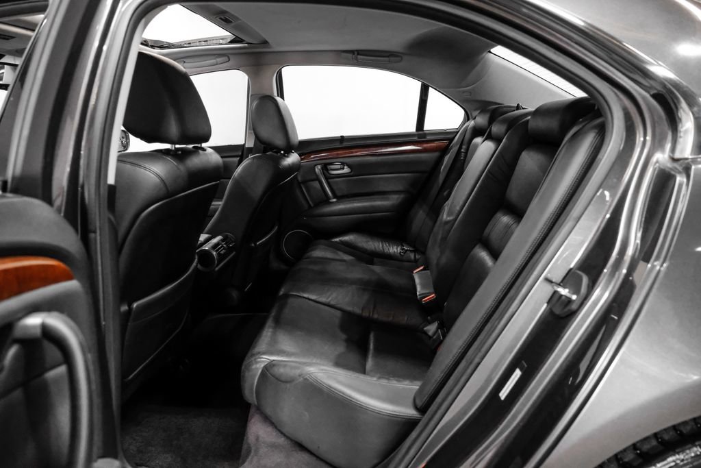 Used 2010 Acura RL image 35