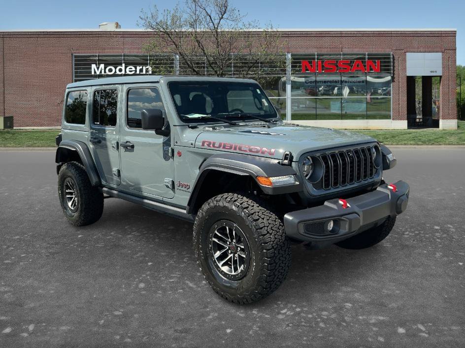 Used 2025 Jeep Wrangler Unlimited Rubicon w/ XTREMEE 35" Tire Package AWD/4WD image 5