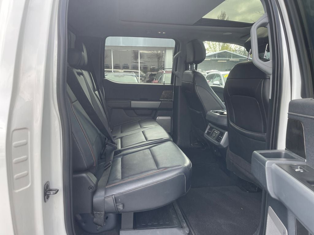 Used 2024 Ford F350 Lariat w/ Lariat Ultimate Package AWD/4WD image 12