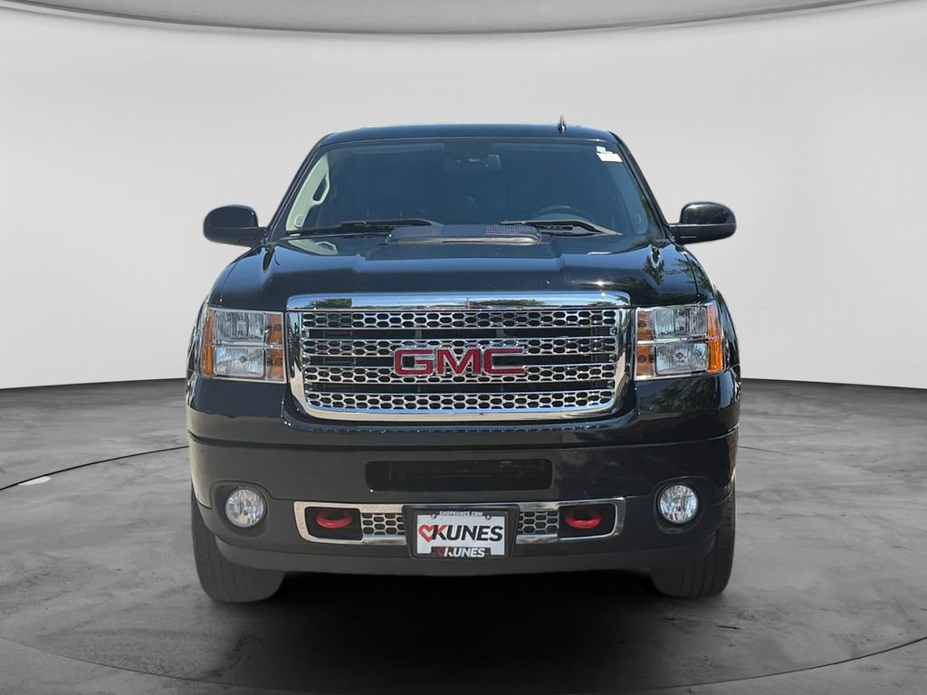 Used 2013 GMC Sierra 2500 Denali AWD/4WD image 3
