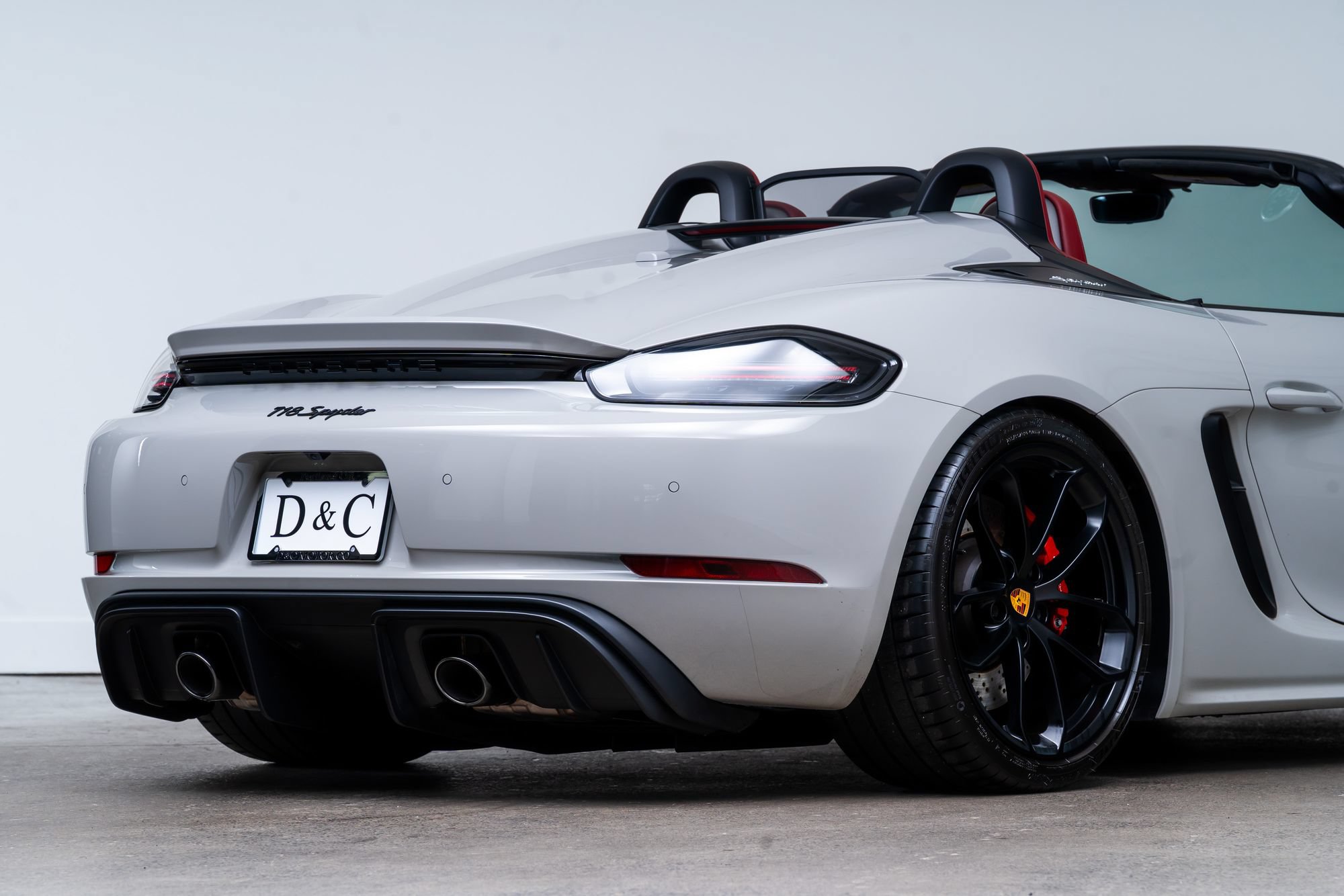 Used 2021 Porsche 718 Boxster Spyder RWD image 12