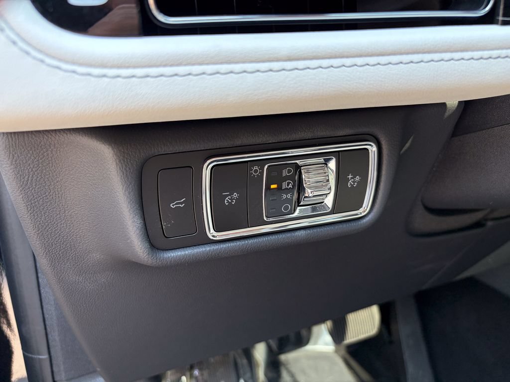 New 2026 Lincoln Aviator Reserve AWD/4WD image 13