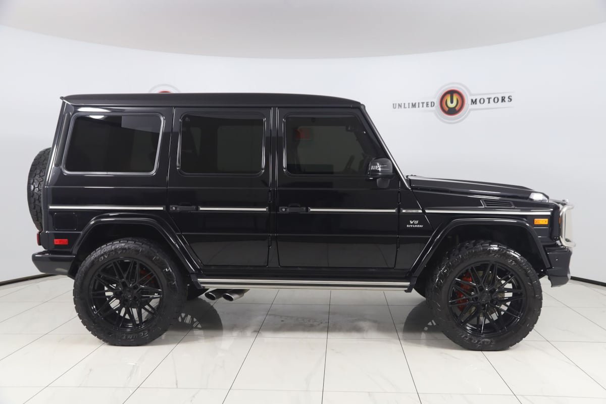 Used 2017 Mercedes-Benz G 63 AMG 4MATIC image 2