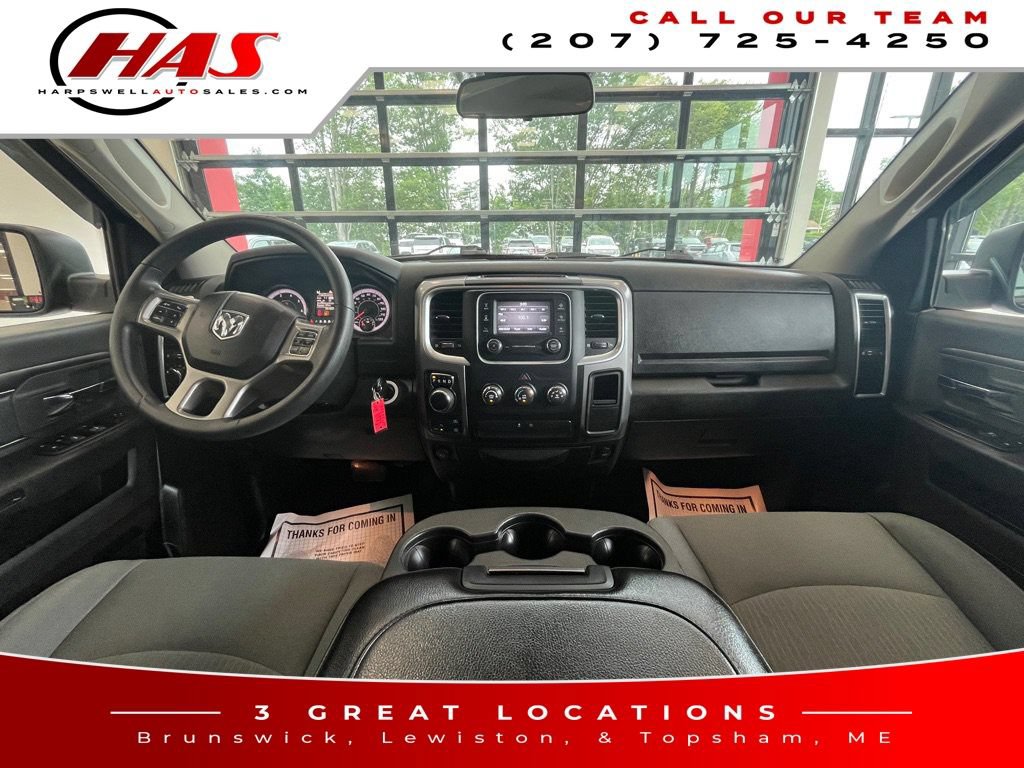 Used 2022 RAM 1500 Classic SLT AWD/4WD image 14