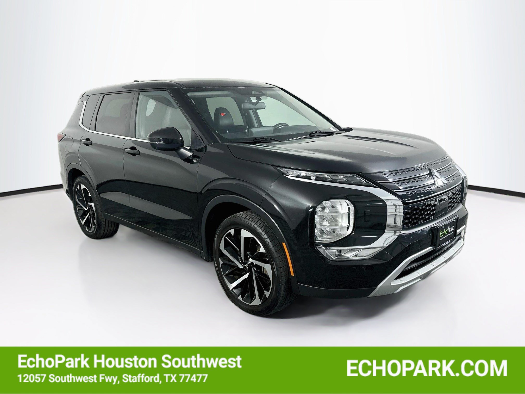 Used 2024 Mitsubishi Outlander SE Black Edition