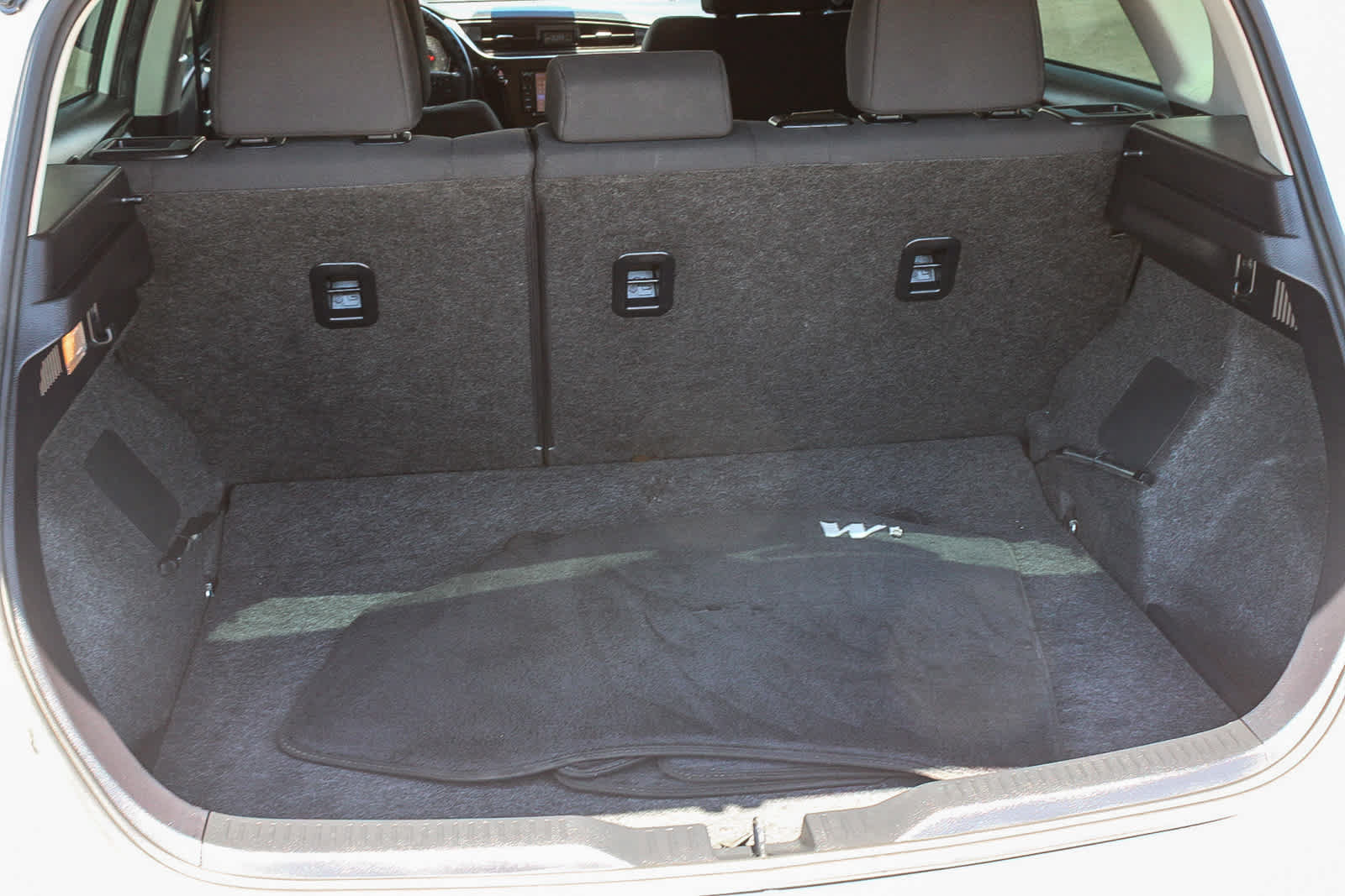 Used 2017 Toyota Corolla iM w/ Carpet Mat Package FWD image 25