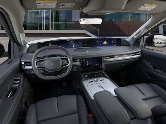 New 2026 Lincoln Navigator L Premier AWD/4WD image 9