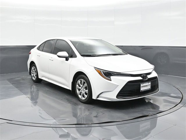 Used 2025 Toyota Corolla LE image 22