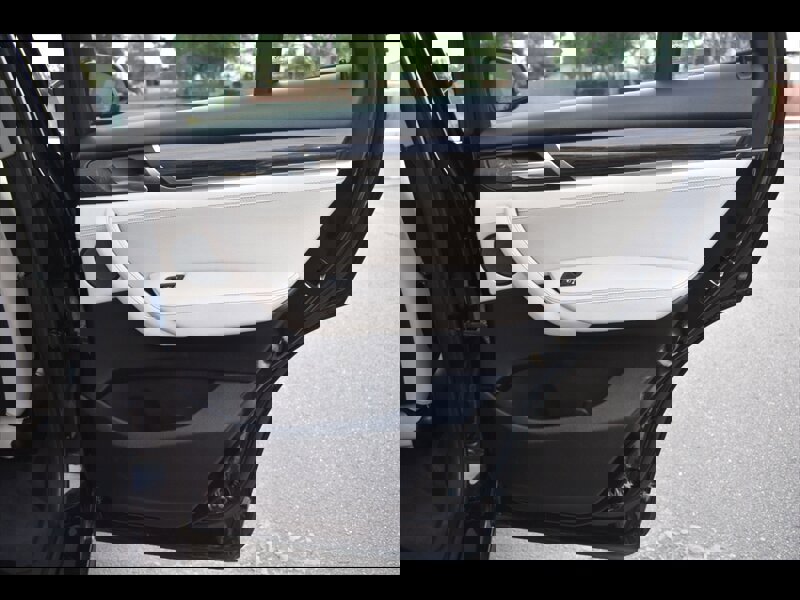 Used 2016 BMW X3 xDrive28i w/ Premium Package image 30