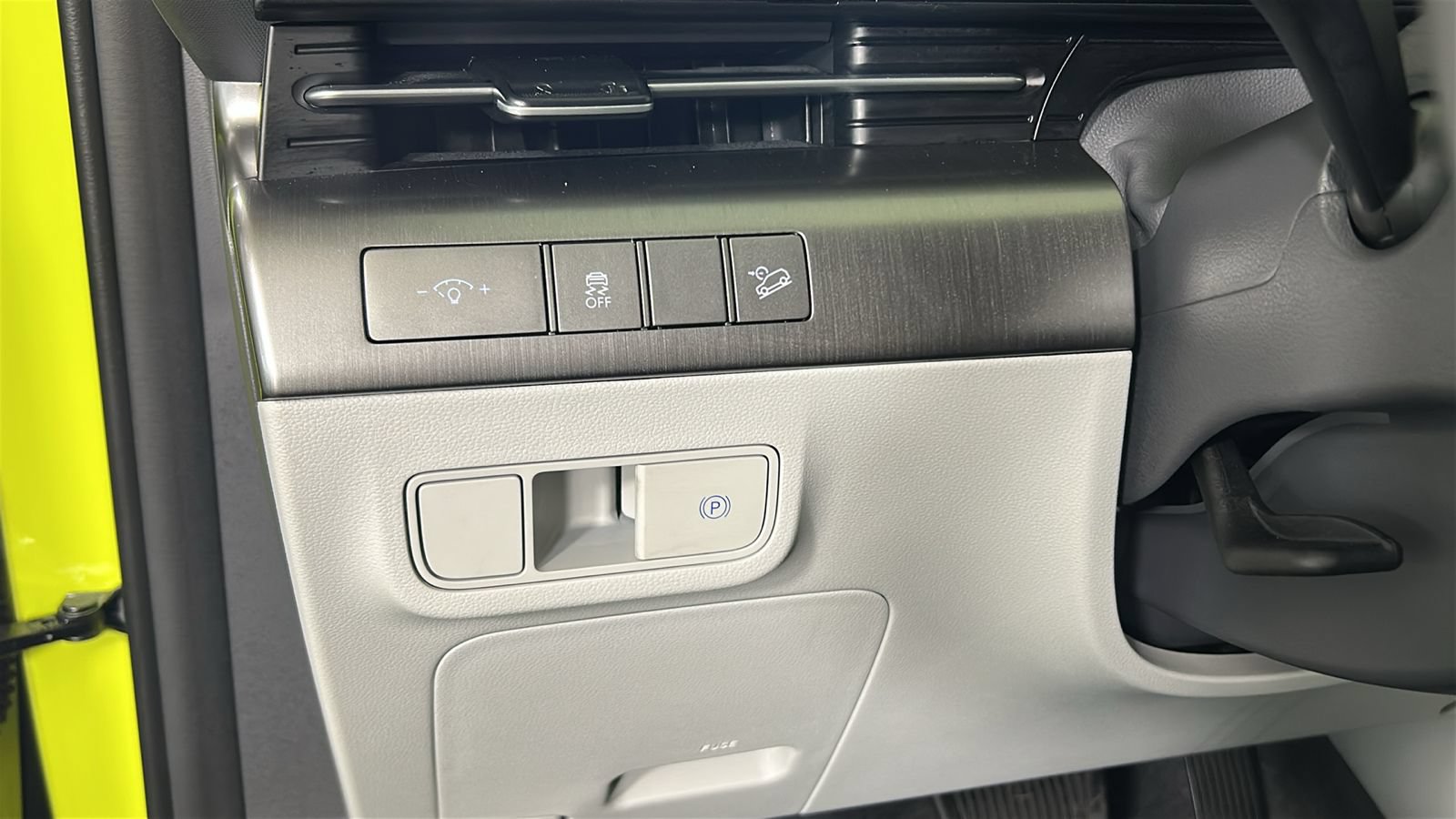 Used 2024 Hyundai Kona SEL FWD image 24
