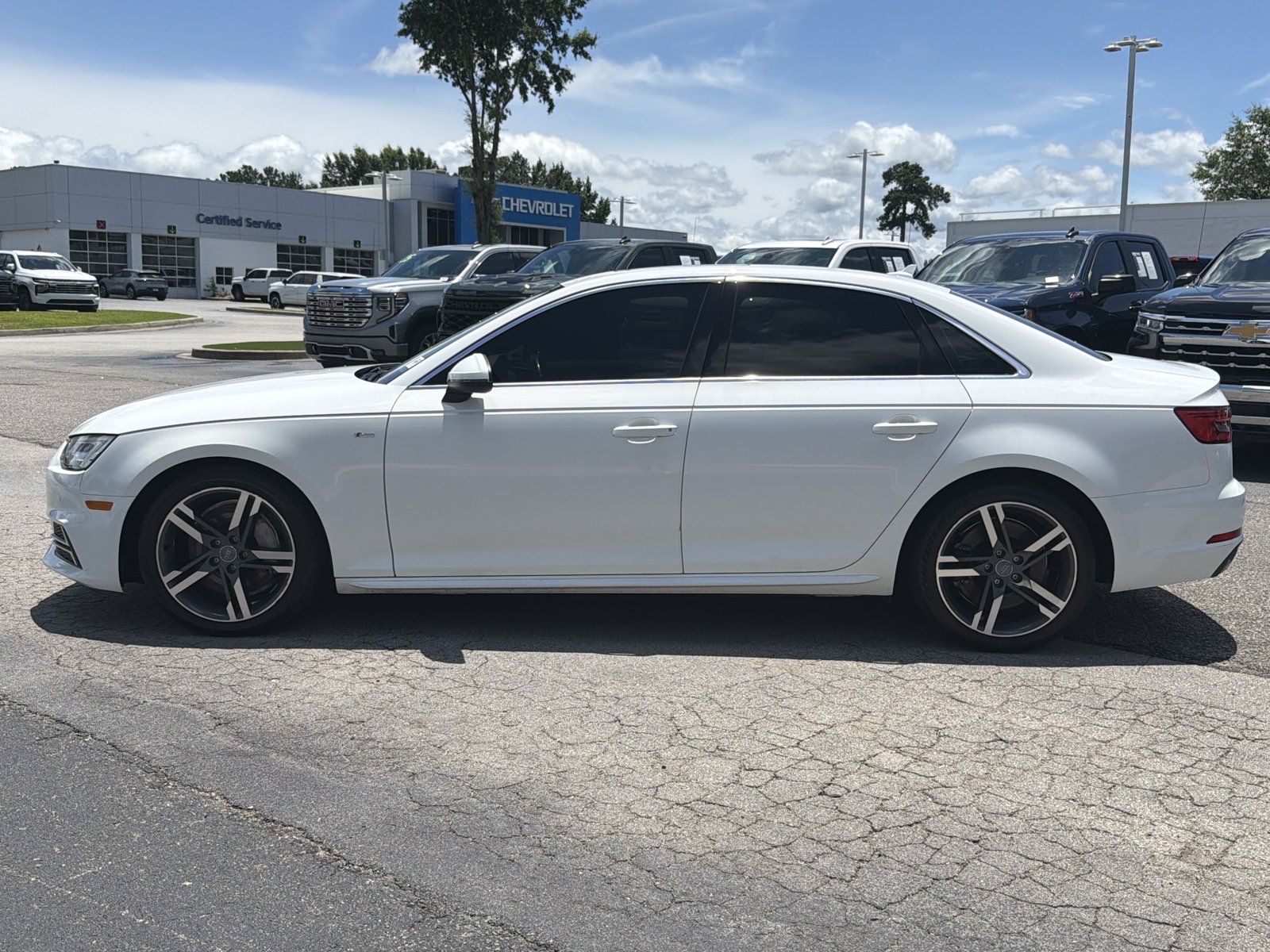 Used 2017 Audi A4 2.0T Premium Plus AWD/4WD image 9