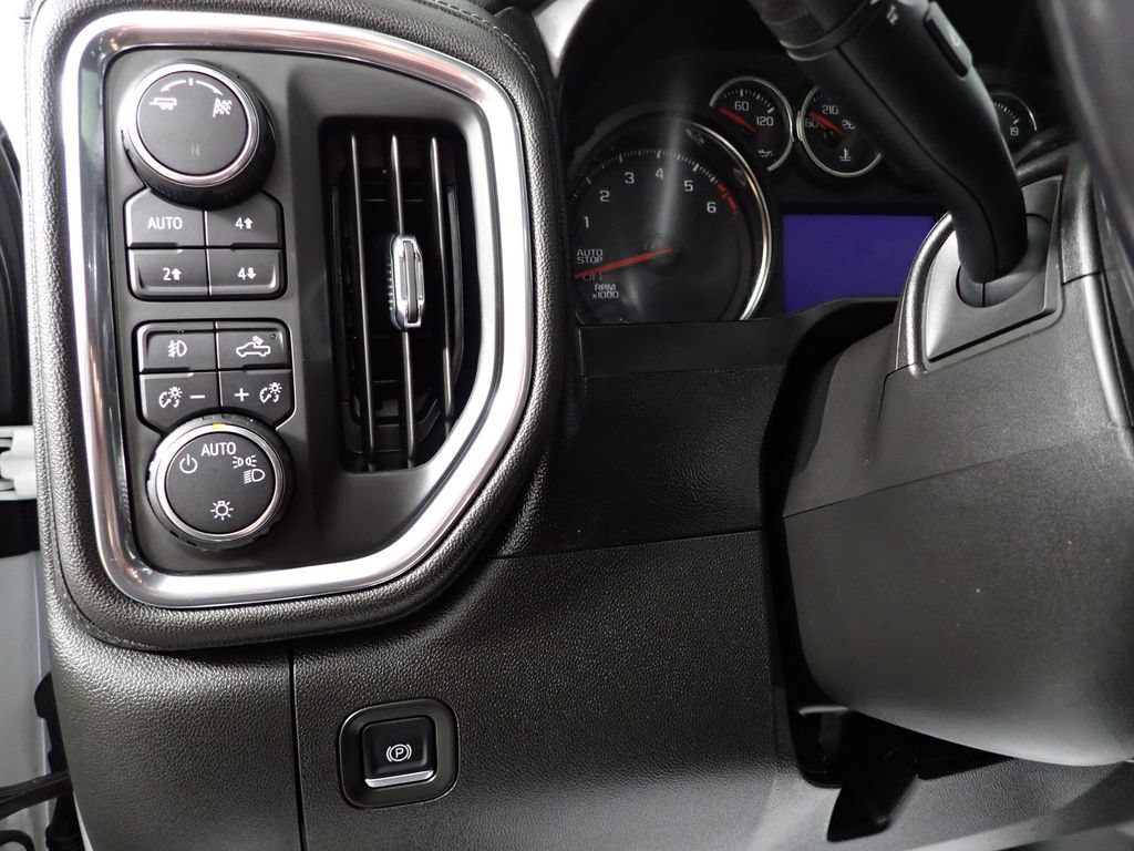 Used 2019 Chevrolet Silverado 1500 RST AWD/4WD image 26