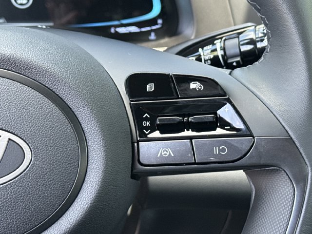New 2026 Hyundai Elantra Sport FWD image 27