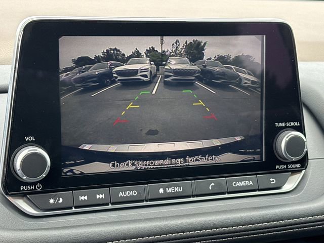 Used 2023 Nissan Rogue SV w/ SV Premium B Package FWD image 30