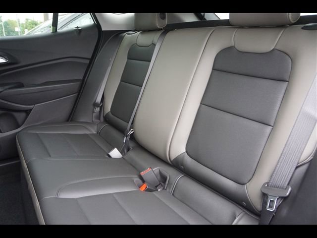 New 2025 Chevrolet Trax ACTIV w/ Driver Confidence Package image 7