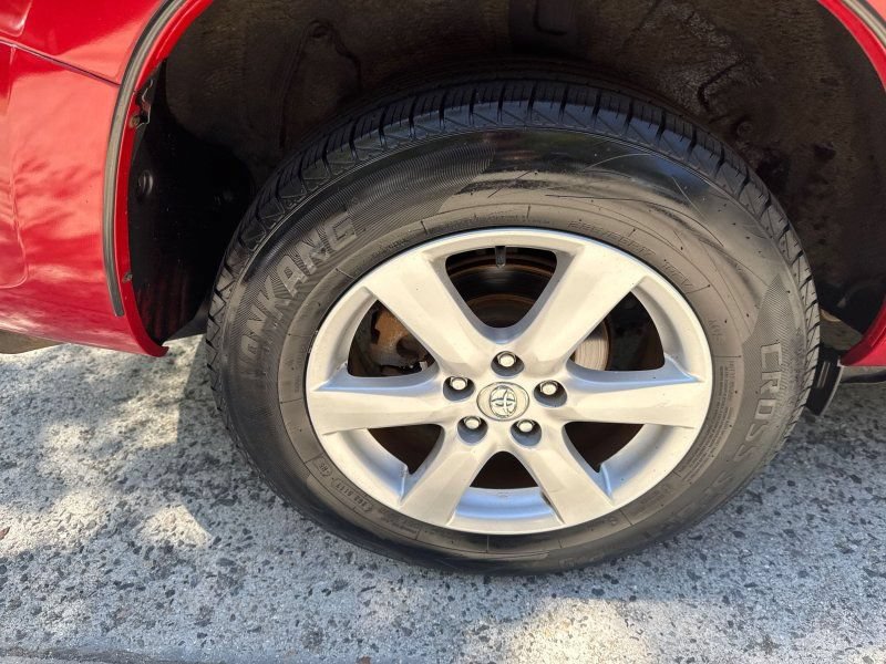 Used 2007 Toyota RAV4 Limited AWD/4WD image 11
