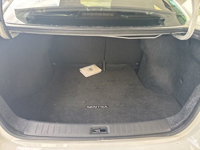 Used 2019 Nissan Sentra SV image 14