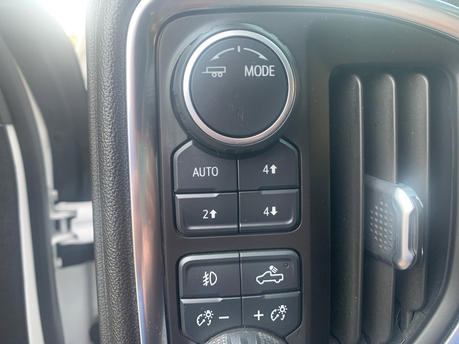 Used 2021 Chevrolet Silverado 1500 LTZ image 17