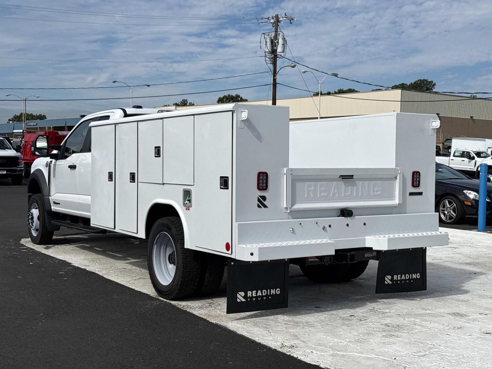 New 2026 Ford F550 4x4 Supercab Super Duty image 5