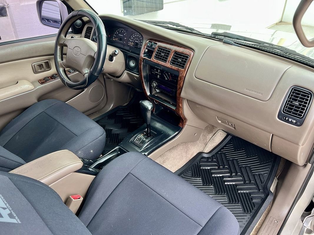 Used 1998 Toyota 4Runner Limited image 12