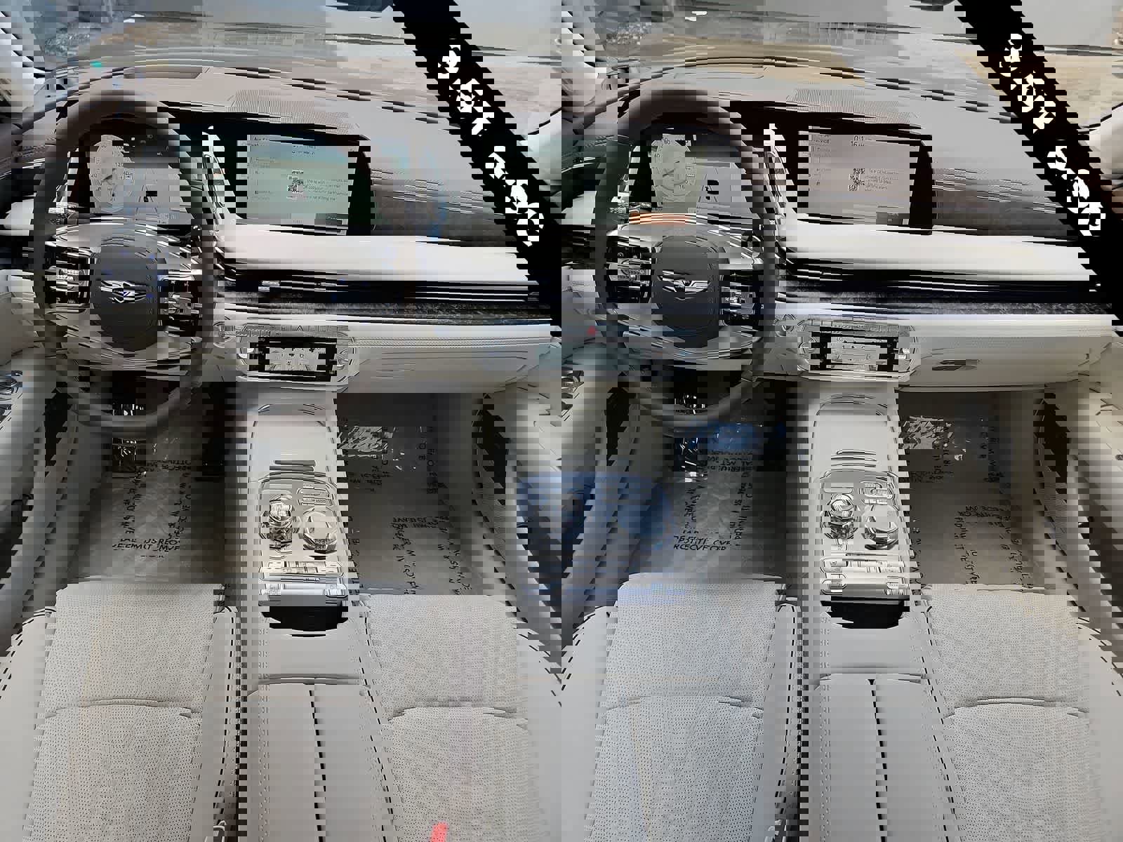 Used 2025 Genesis G90 3.5T image 14