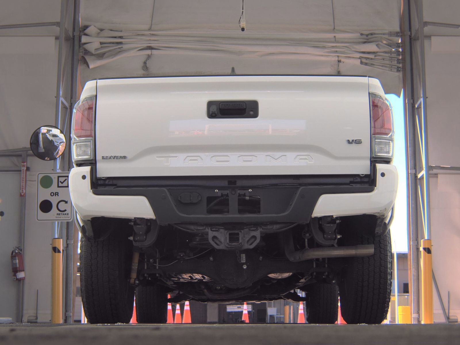 Used 2023 Toyota Tacoma TRD Off-Road w/ TRD Premium Off Road Package image 8