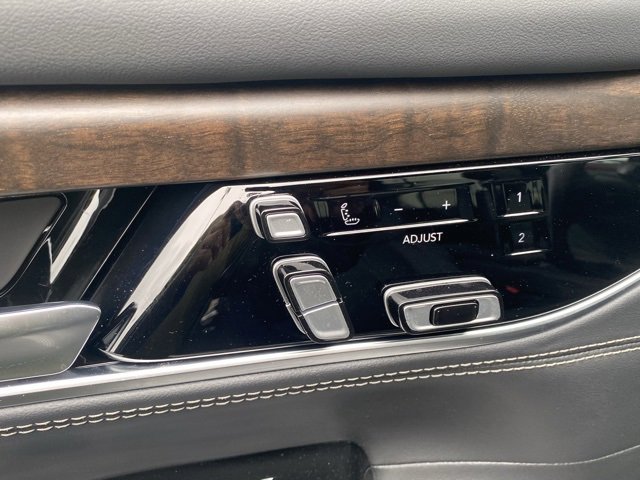 New 2024 Jeep Grand Wagoneer Series I w/ HD Trailer Tow Package image 14