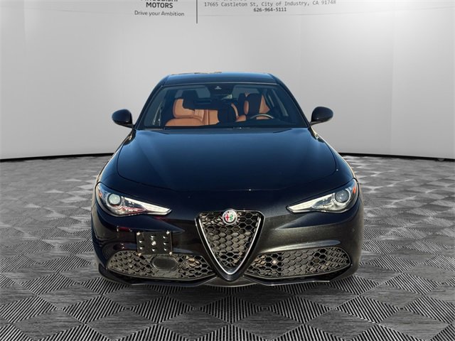 Used 2022 Alfa Romeo Giulia Ti image 2
