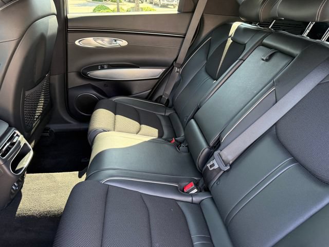 Used 2025 Genesis GV70 3.5T Sport AWD/4WD image 28