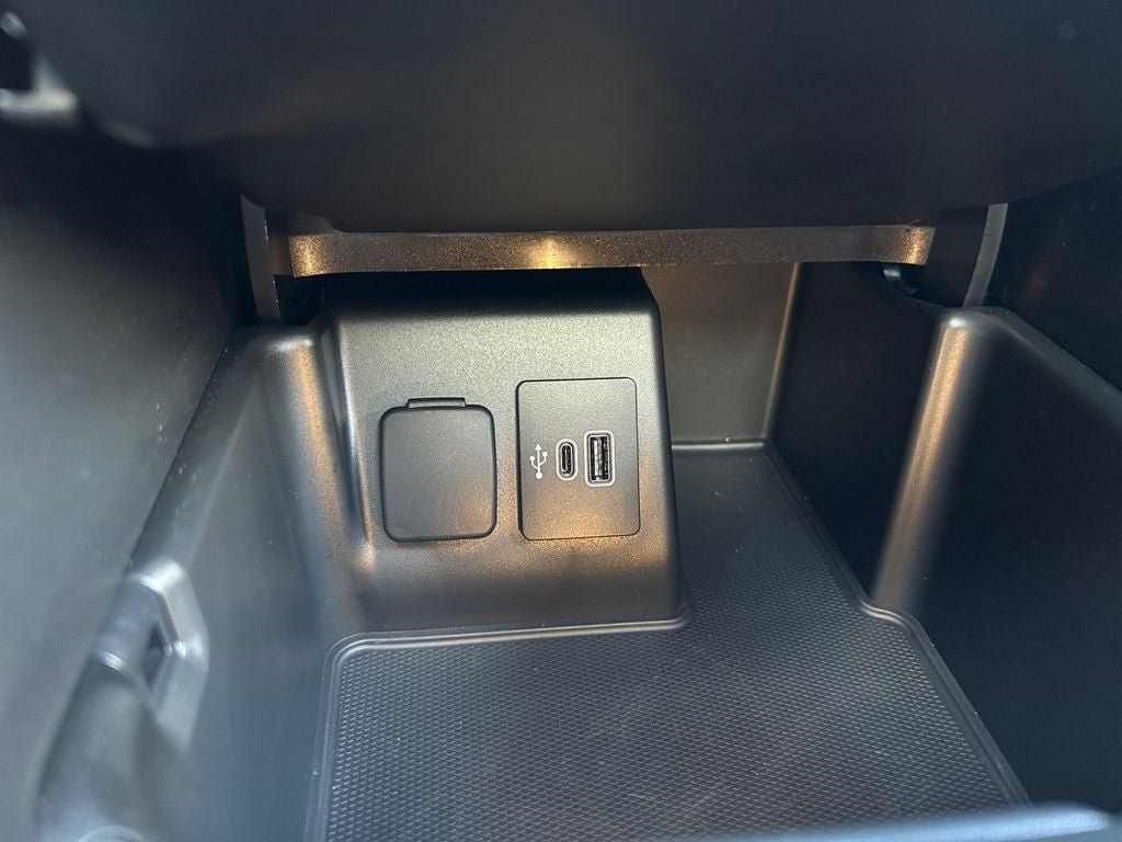 Used 2025 Ford Explorer ST AWD/4WD image 36