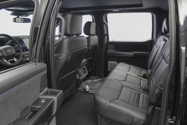 New 2026 Ford F450 Platinum w/ FX4 Off-Road Package AWD/4WD image 18