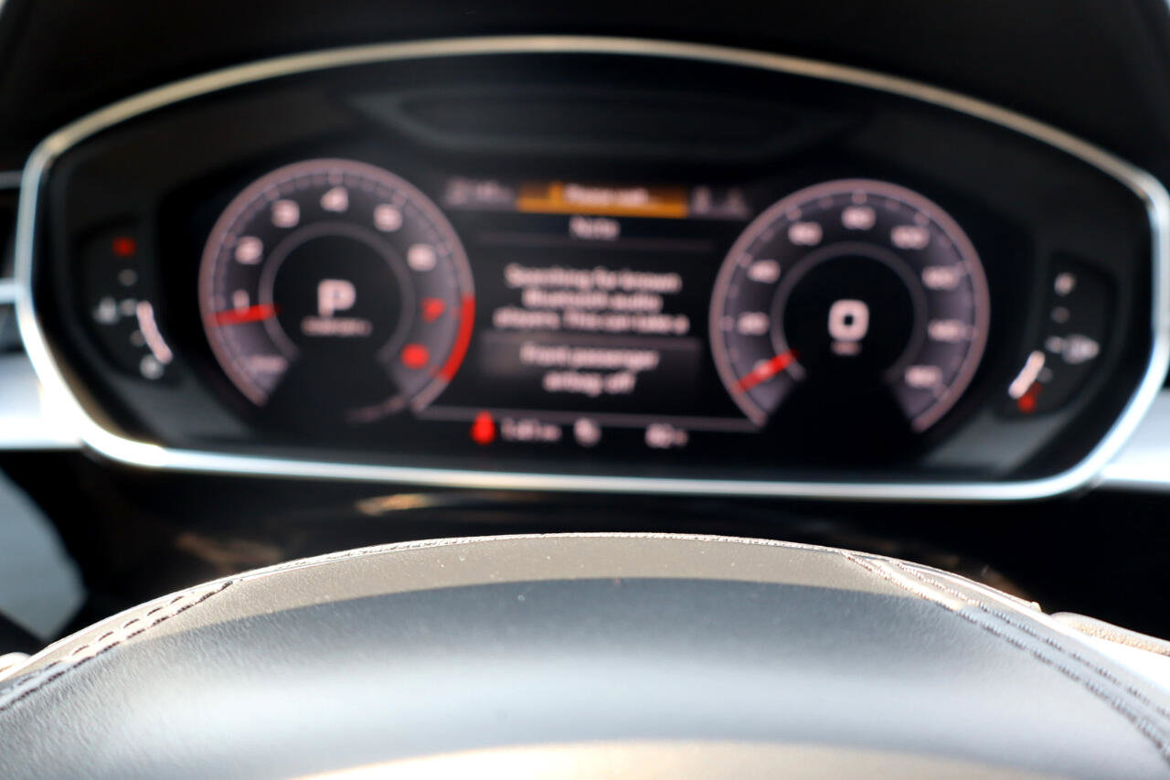 Used 2020 Audi A8 L 4.0T w/ Sport Plus Package image 18