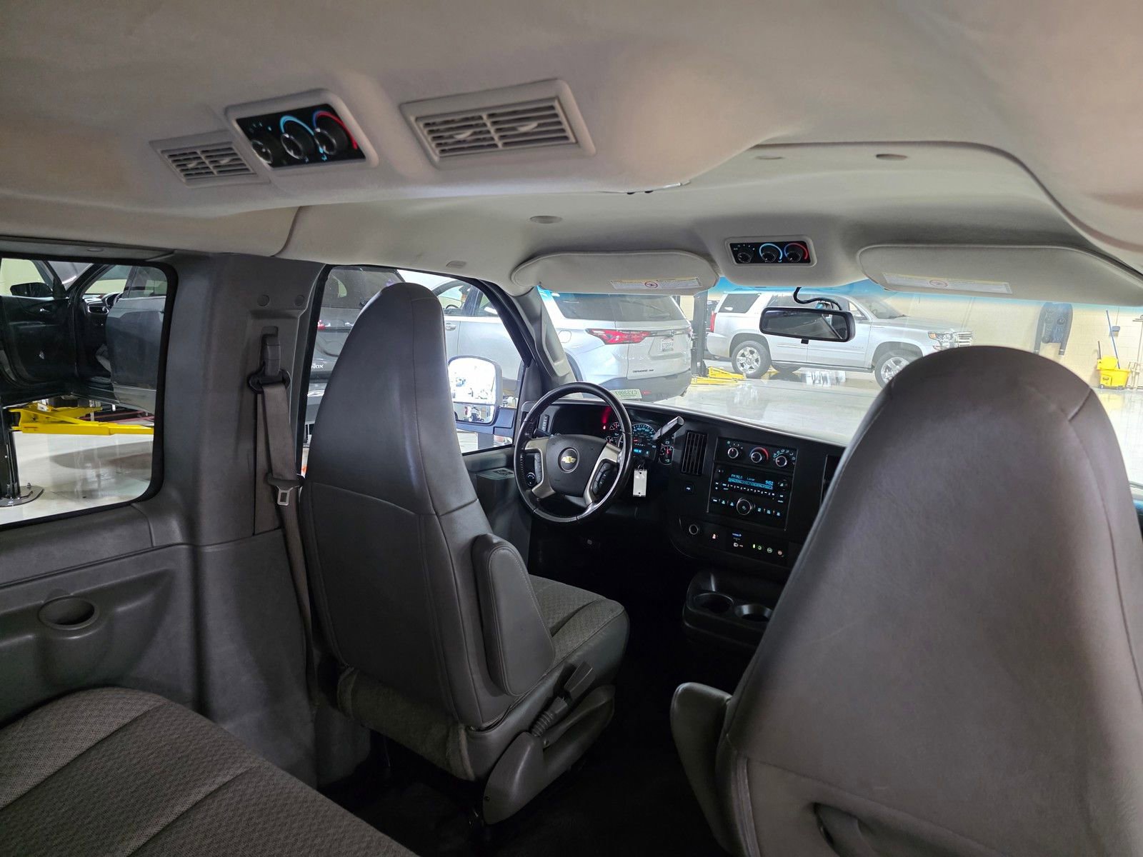 Used 2017 Chevrolet Express 2500 LS image 19