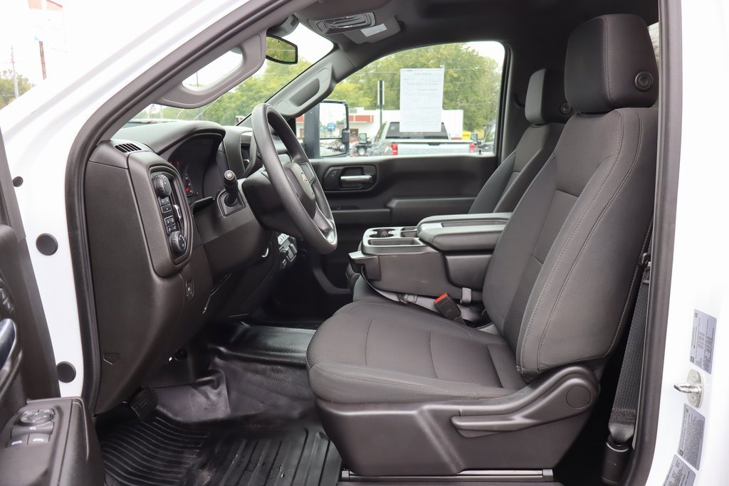 Used 2024 Chevrolet Silverado 3500 W/T w/ WT Convenience Package image 3