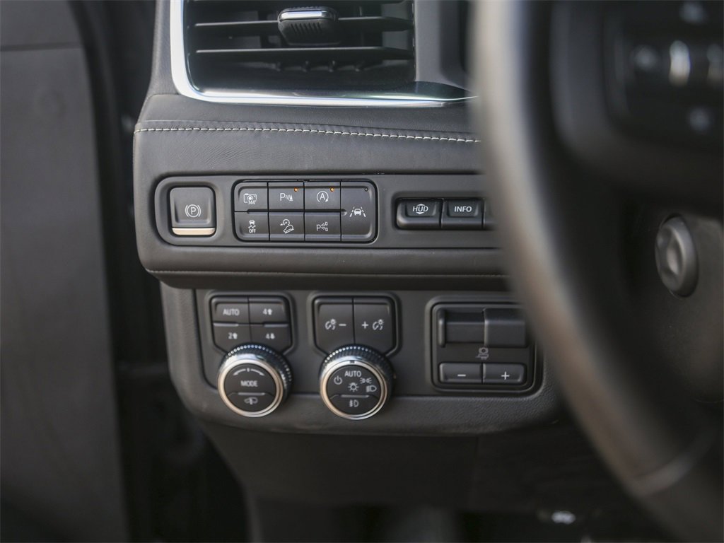 Used 2023 GMC Yukon Denali Ultimate image 21