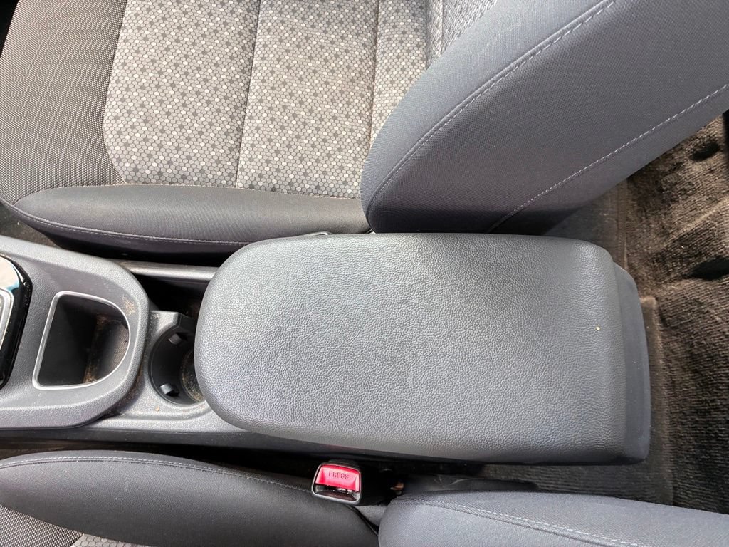 Used 2019 Hyundai Ioniq Plug-In Hybrid FWD image 38