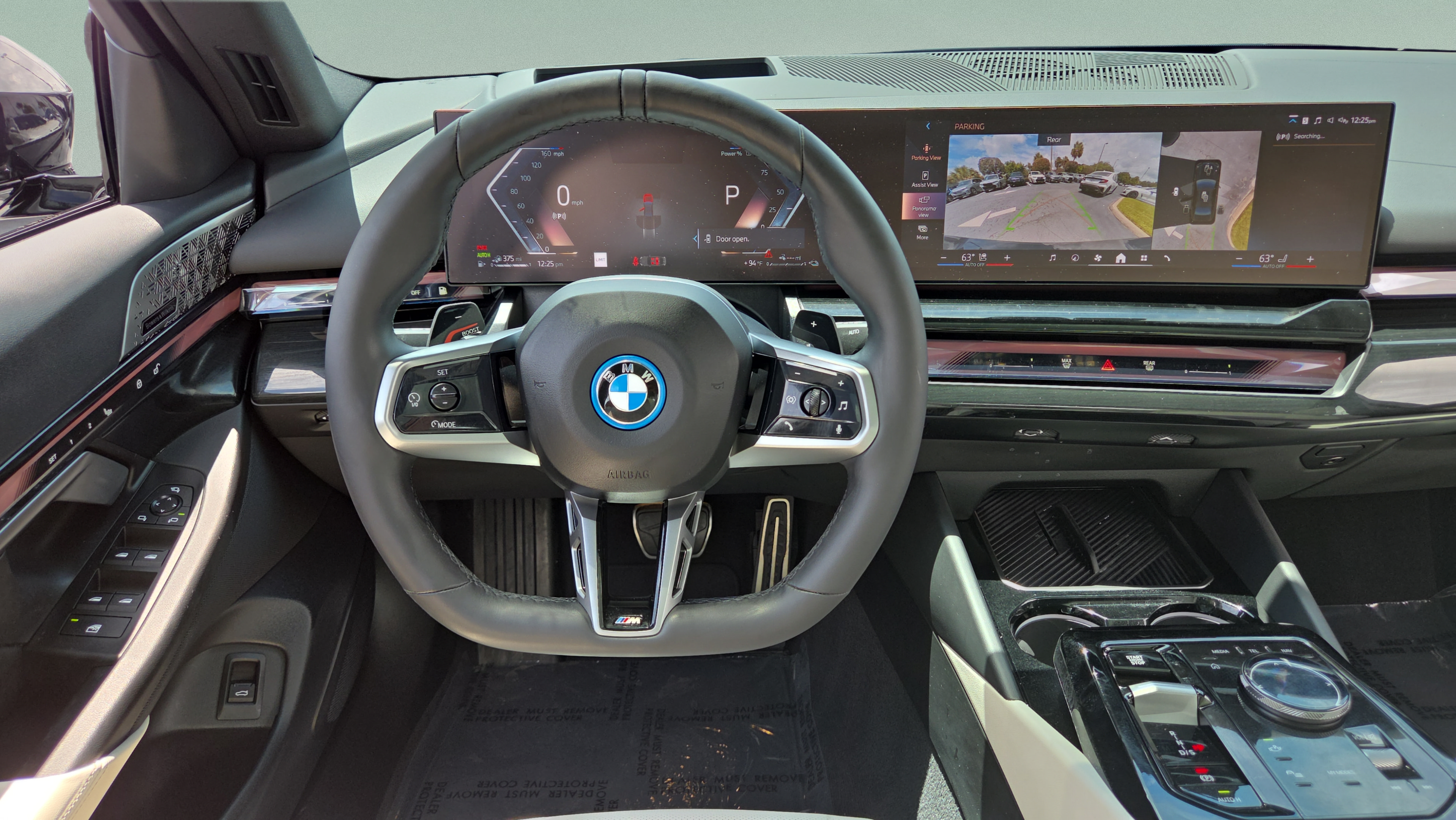Used 2025 BMW 550e xDrive w/ Premium Package AWD/4WD image 12