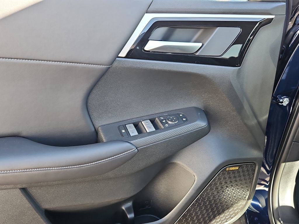 New 2026 Mitsubishi Outlander SE image 22