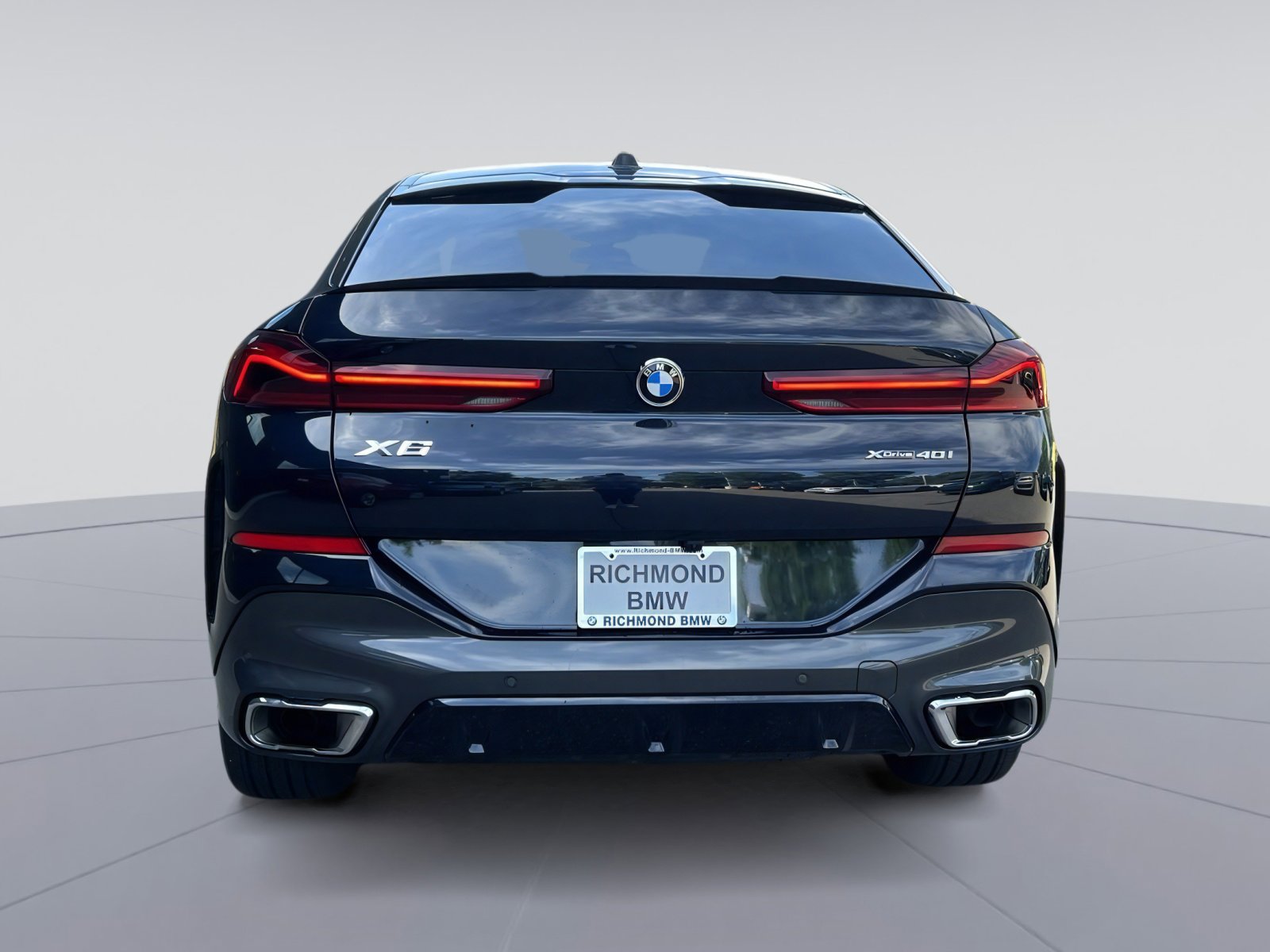 Used 2024 BMW X6 xDrive40i w/ Premium Package image 4