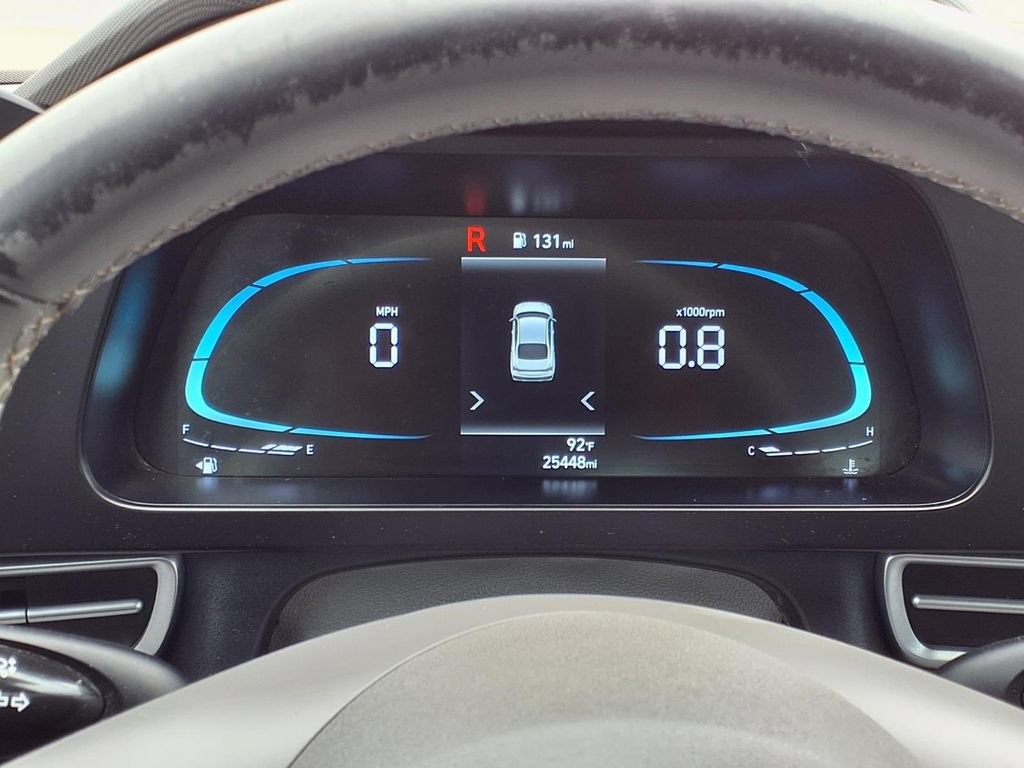 Used 2025 Hyundai Elantra Sport FWD image 16