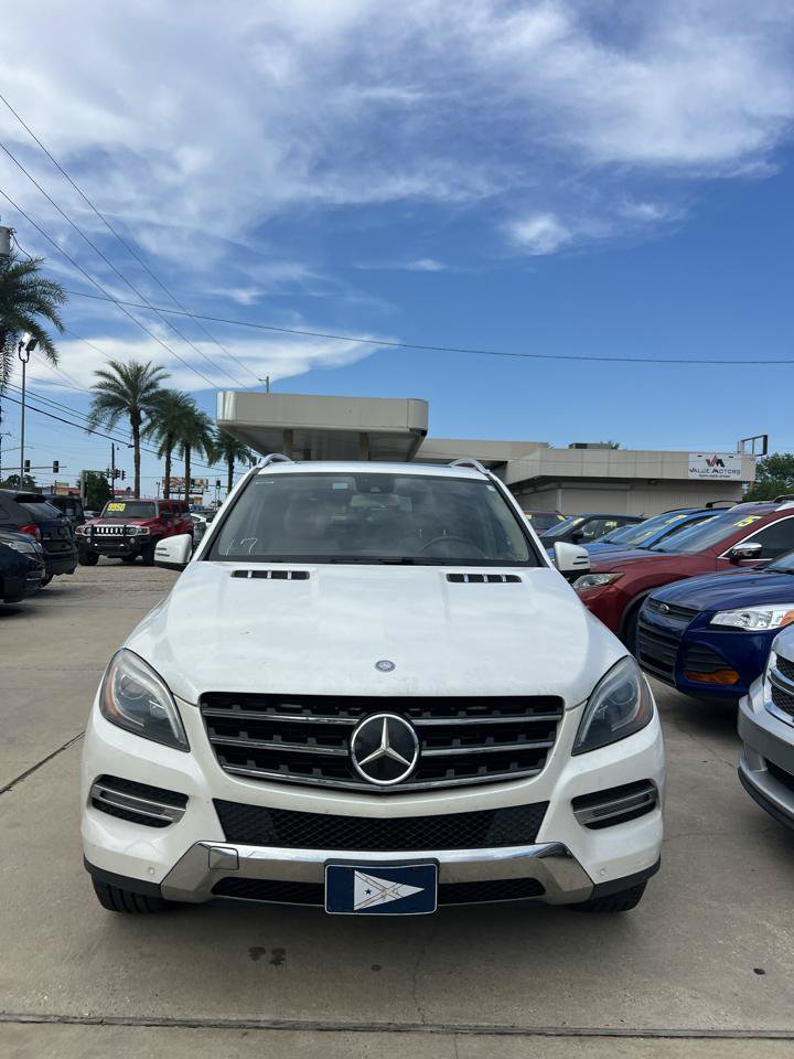 Used 2014 Mercedes-Benz ML 350 BlueTEC 4MATIC image 2