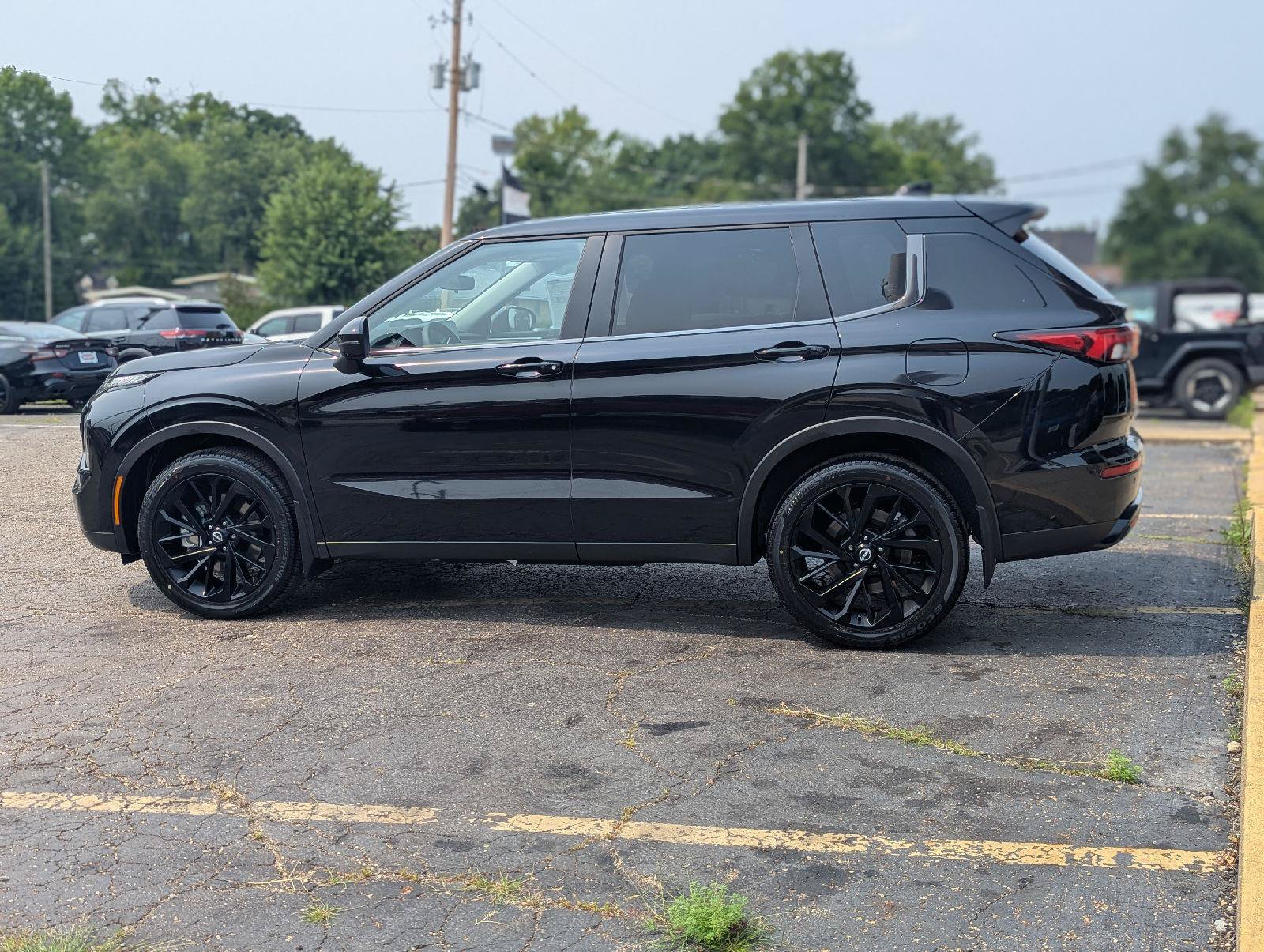 New 2026 Nissan Rogue SL AWD/4WD image 5