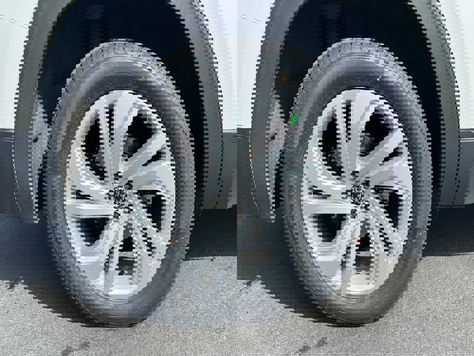 Used 2023 Volkswagen Atlas SE image 15