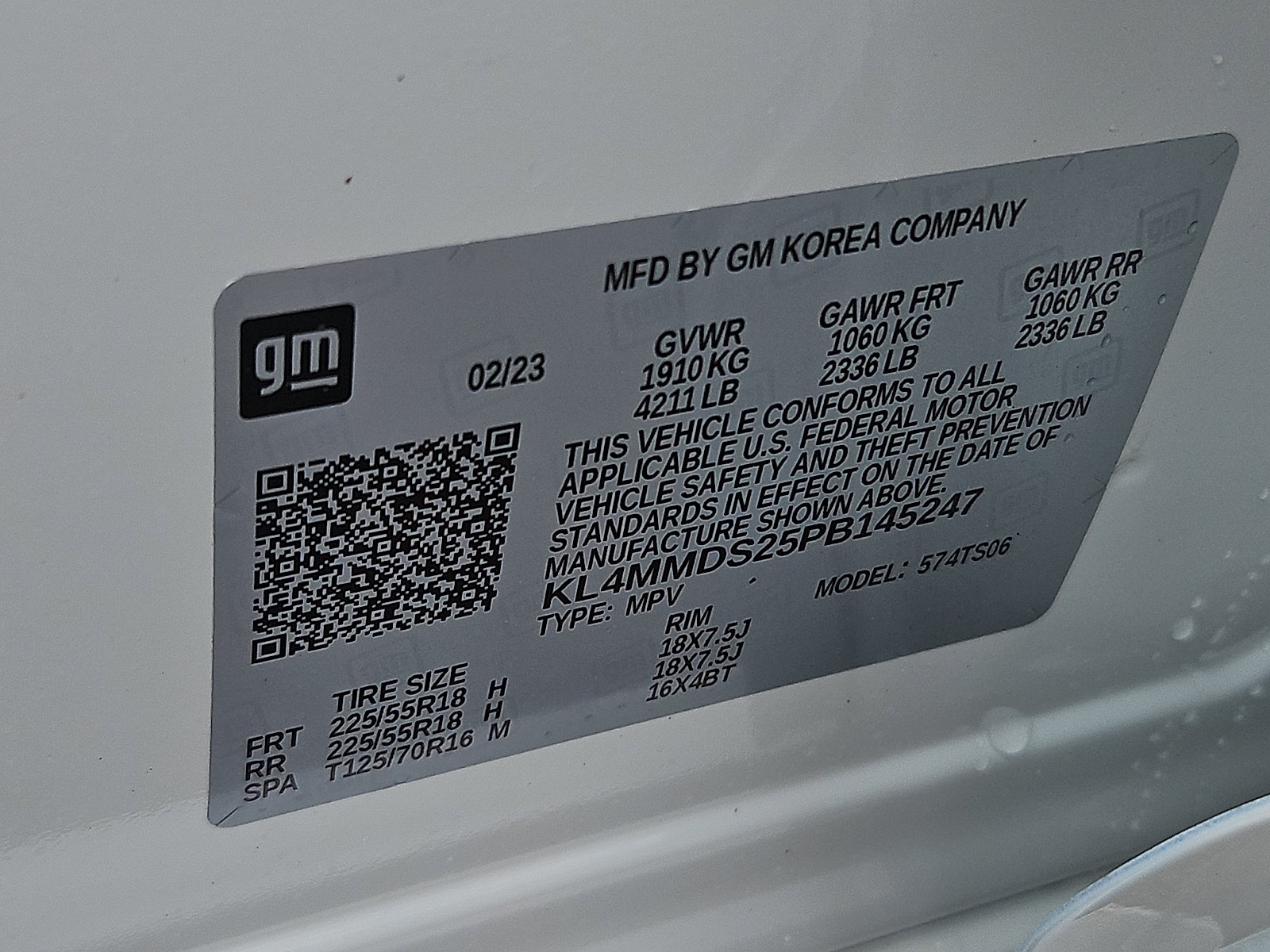 Used 2023 Buick Encore GX Select w/ Sport Touring Package FWD image 27