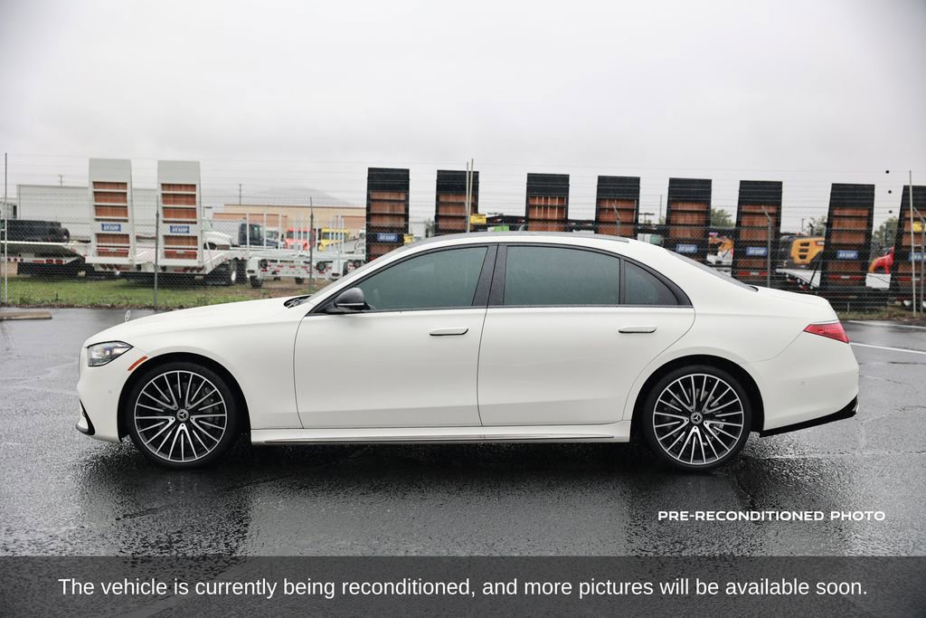 Used 2023 Mercedes-Benz S 500 4MATIC image 2