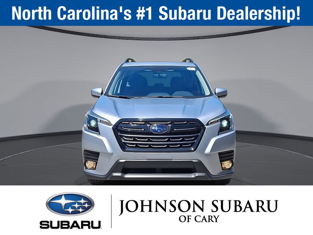 Used 2022 Subaru Forester Premium AWD/4WD image 31