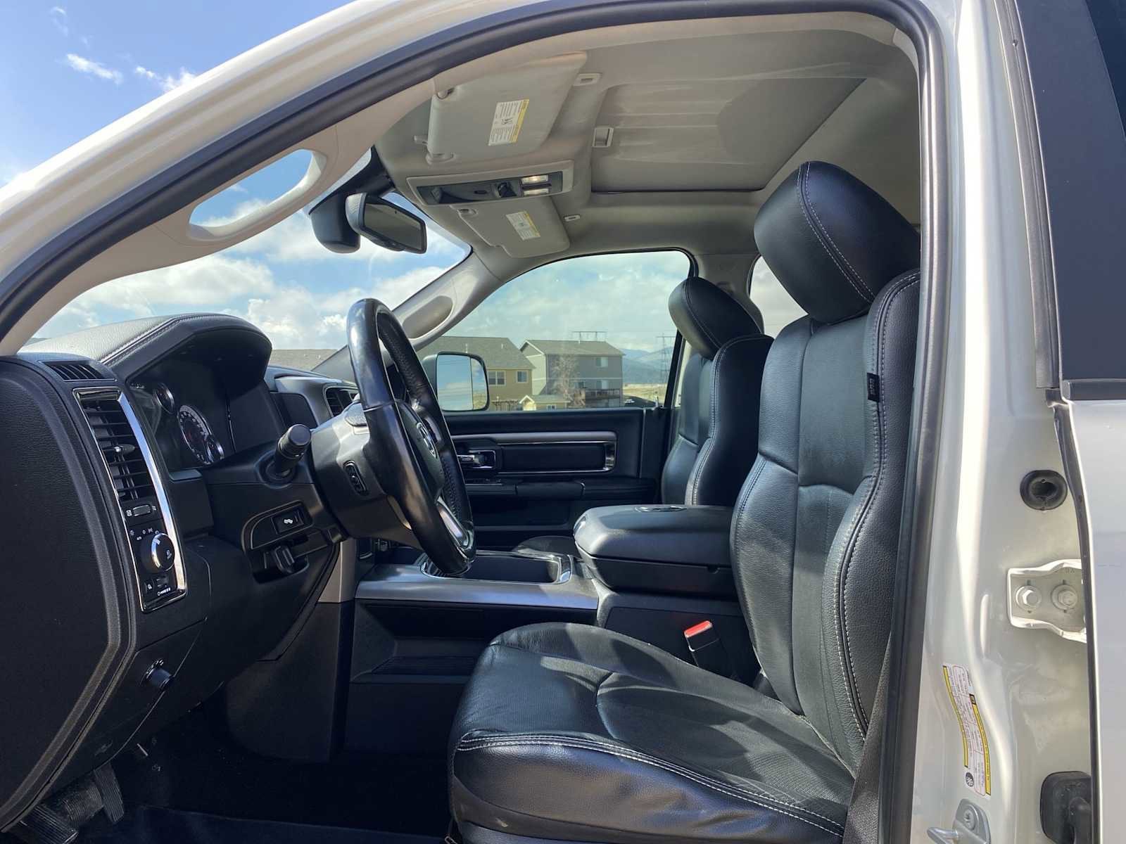 Used 2018 RAM 2500 Laramie w/ Sport Appearance Group image 17