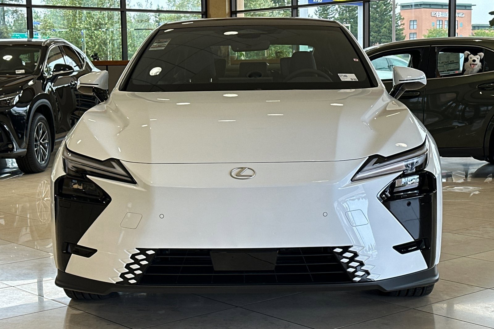 New 2026 Lexus ES 500e AWD/4WD image 9